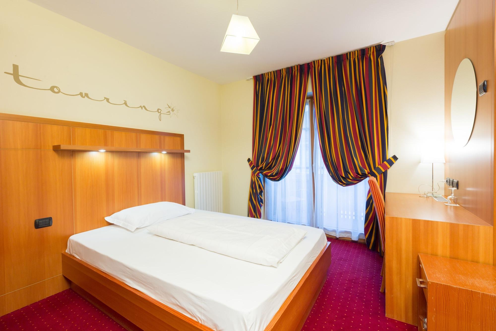 Hotel Touring Livigno Bagian luar foto