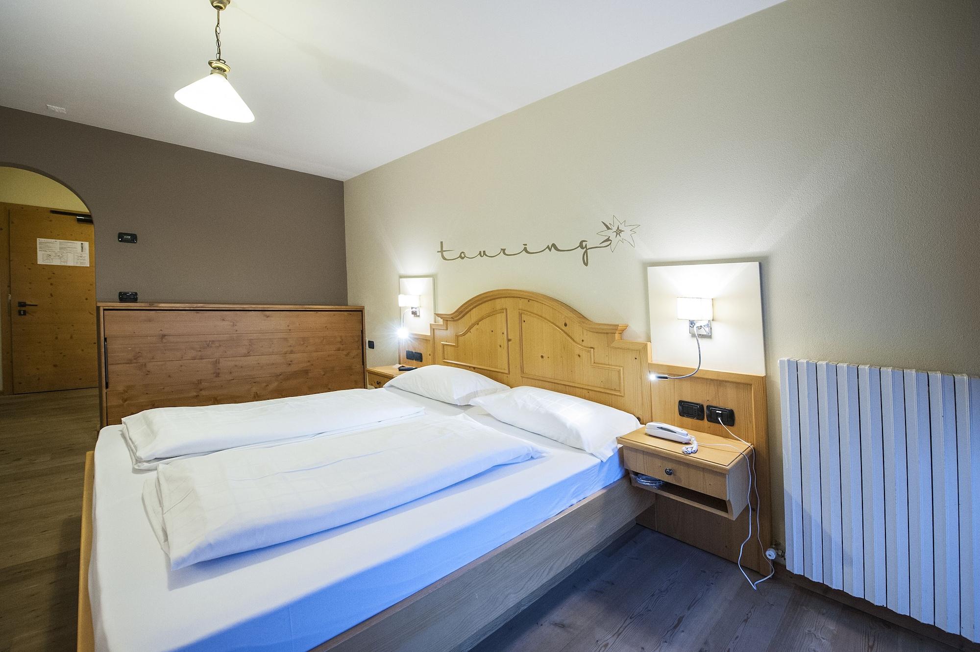 Hotel Touring Livigno Bagian luar foto